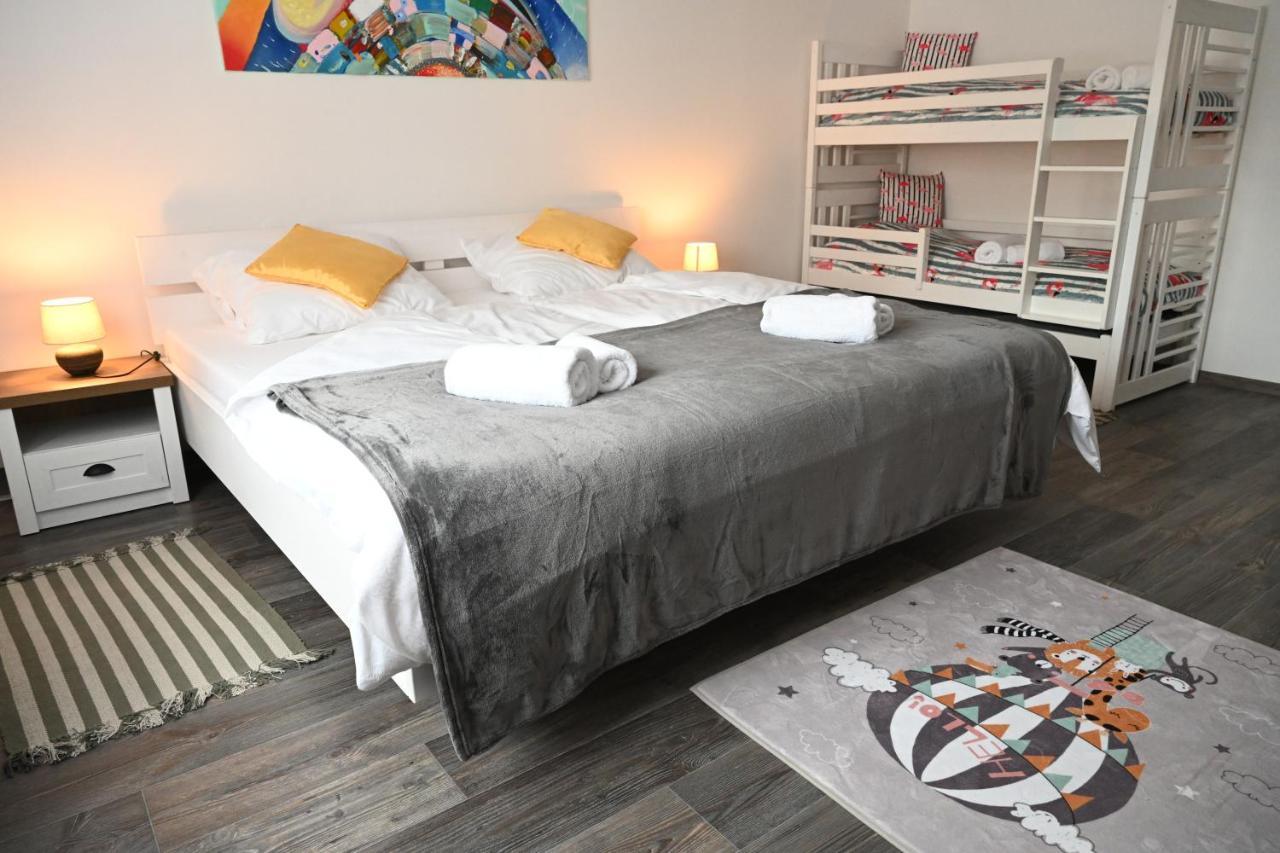 Rodinny Apartman U Broumovskeho Namesti Extérieur photo