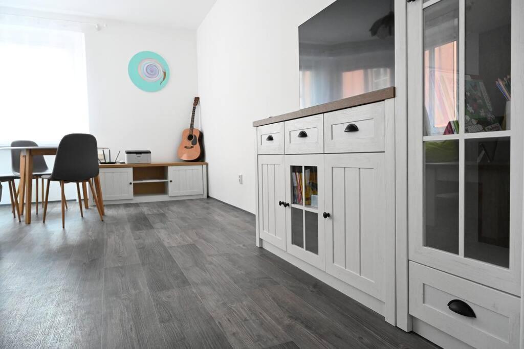 Rodinny Apartman U Broumovskeho Namesti Extérieur photo